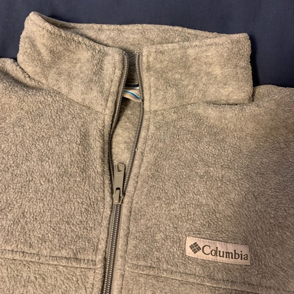 Fleece Columbia Zip-up Sweatshirt. - Picture 2 of 4